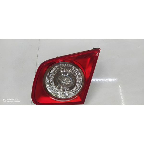 Lanterna Tampa Traseira Direita Jetta Sedan 2007 2008 2009 Direito Vermelho