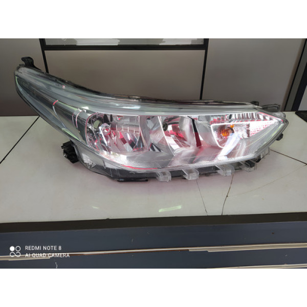Farol Direito Yaris Manual 2017 A 2023 Direito/passageiro
