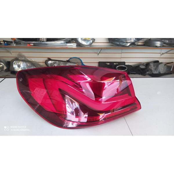 Lanterna Traseira Esquerda Bmw 118i 2020 2021 2022 Esquerdo Vermelho