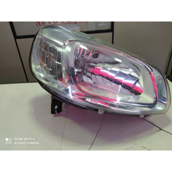 Farol Direito Uno Fiorino 2015 A 2020 Direito/passageiro