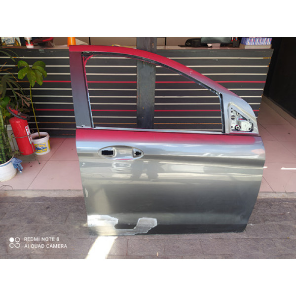 Porta Dianteira Direita Ford Ka 2015 2016 2017 2018 2019 A 2 Dianteira Direito Cinza