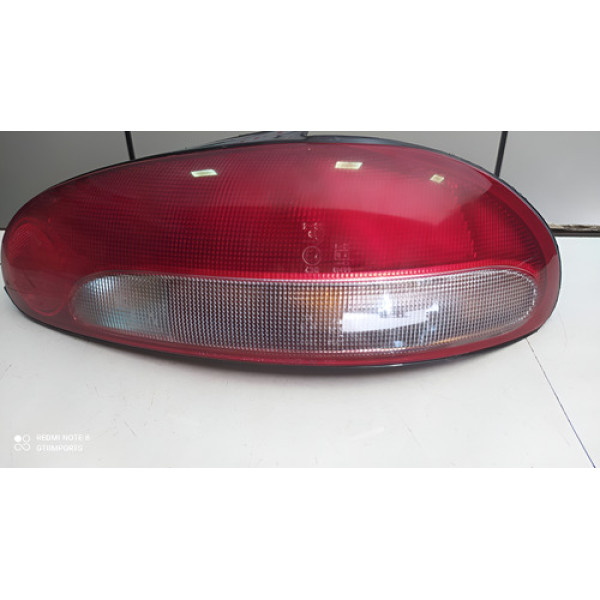 Lanterna Traseira Direita Mitsubishi Colt 1993 1994 1995 Direito Vermelho