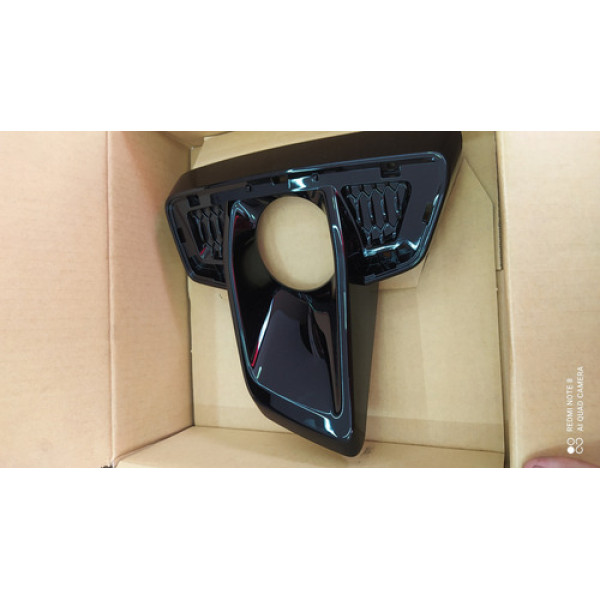 Grade Moldura Milha Esquerda Hilux Pickup Srx Srv 2019 2020 Preto Esquerdo