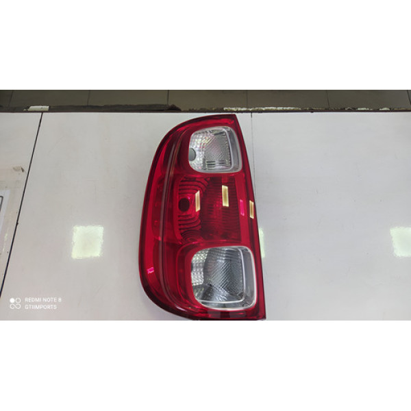 Lanterna Traseira Esquerda Uno 2011 2012 2013 2014  Esquerdo Vermelho