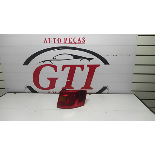 Lanterna Traseira Direita Jetta 2011 2012 2013 2014 Direito Vermelho