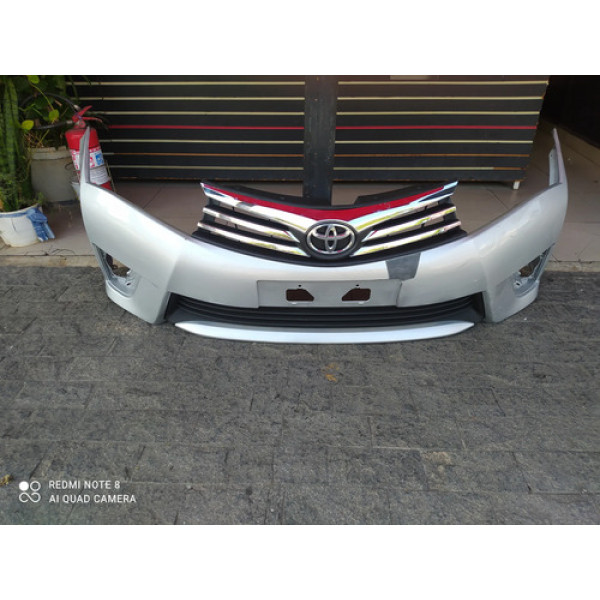 Parachoque Dianteiro Toyota Corolla 2015 A 2017 Prateado