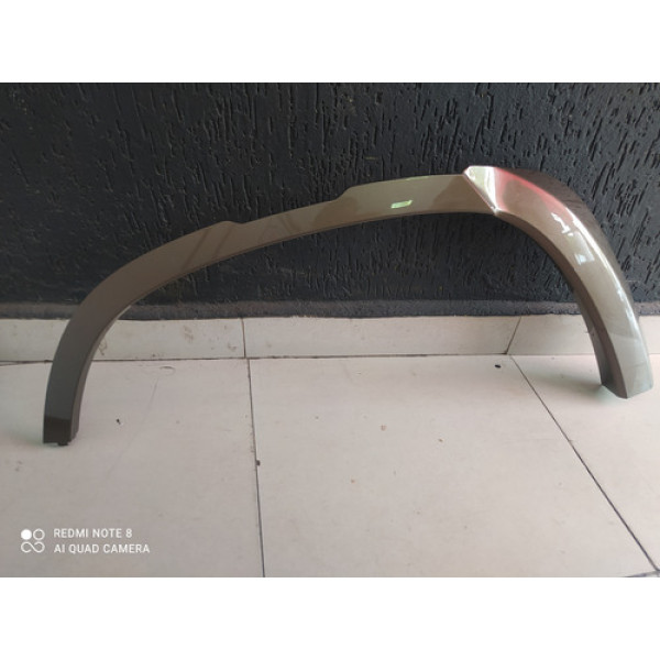 Moldura Paralama Traseiro Direito Defender 2019 A 2021