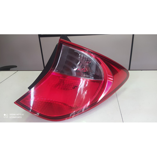 Lanterna Traseira Direita Hb20 Hatch 2020 2021 2022 Direito Vermelho