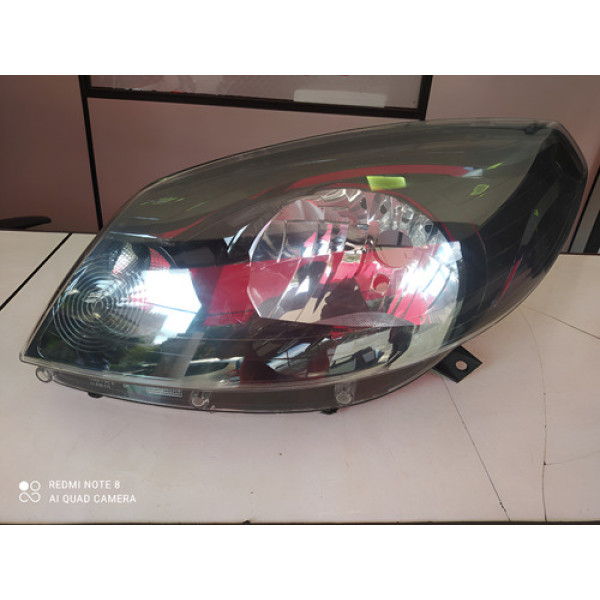Farol Esquerdo Sandero Fumê 2013 2014 Esquerdo/motorista