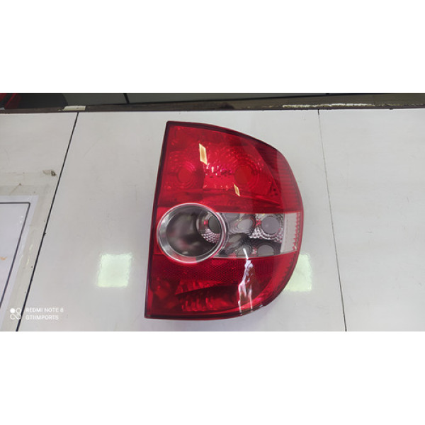 Lanterna Traseira Direita Fox 2004 2005 2006 2007 A 2010 Direito Vermelho