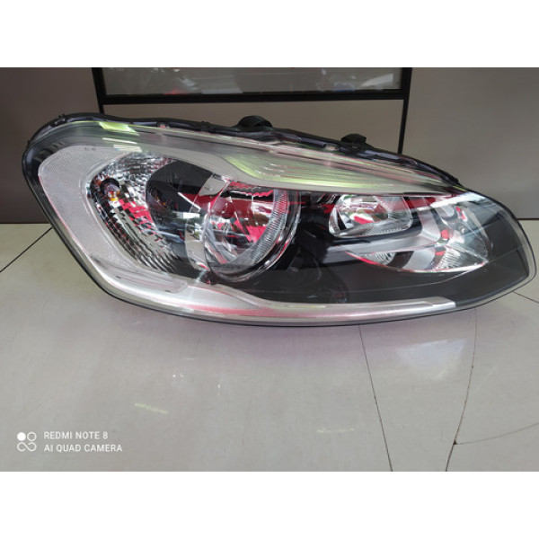 Farol Direito Volvo Xc60 2014 A 2017 Sem Xenon Novo Orig# Direito/passageiro