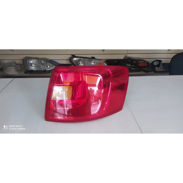 Lanterna Traseira Direita Jetta 2011 2012 2013 2014  Direito Vermelho