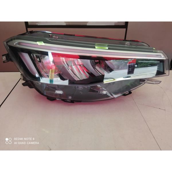 Farol Direito Volkswagen Nivus 2025 2026 Direito/passageiro