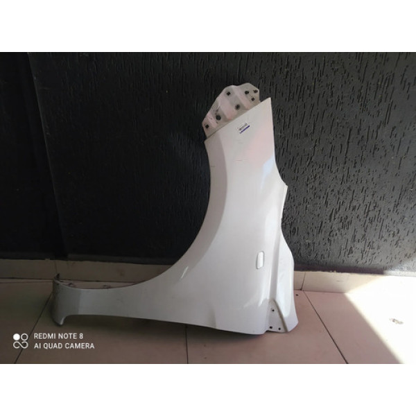 Paralama Dianteiro Esquerdo Toyota Yaris 2017 A 2025