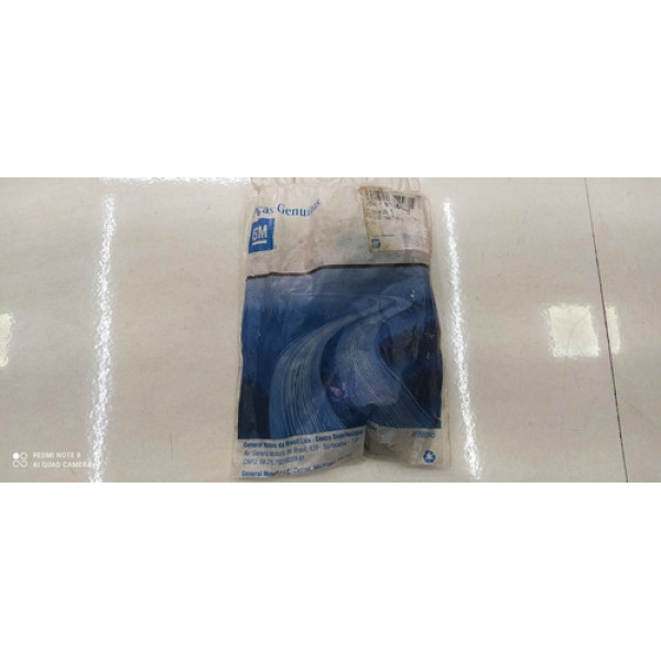 Guia Suporte Parachoque Dianteiro Direito Prisma Celta 