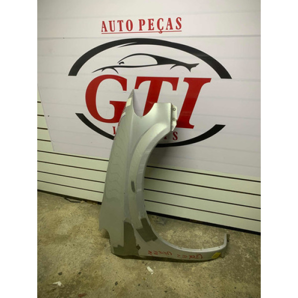 Paralama Direito Grand Caravan 2009 *