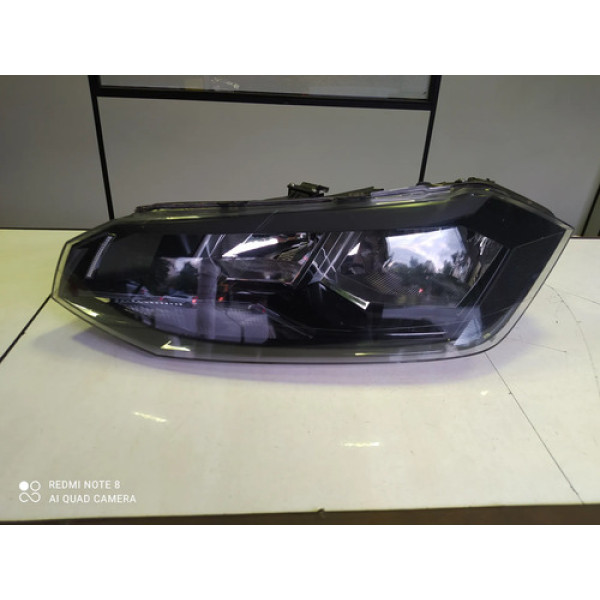 Farol Esquerdo Polo Virtus 2017 A 2022 Friso Preto Esquerdo/motorista