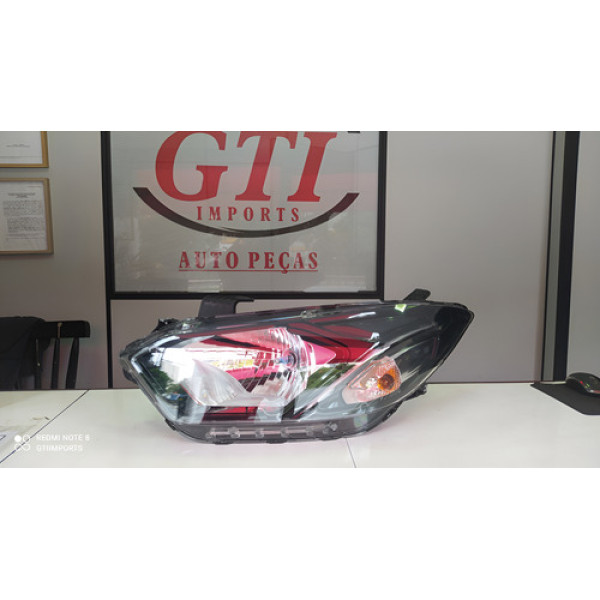 Farol Esquerdo Onix Prisma 2017 2018 2019 Com Led  Esquerdo