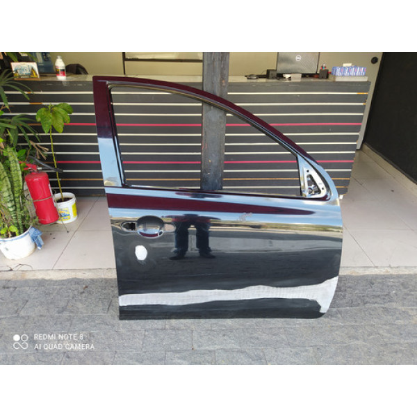 Porta Dianteira Direita Nissan March 2013 A 2020 Dianteira Direita Preto