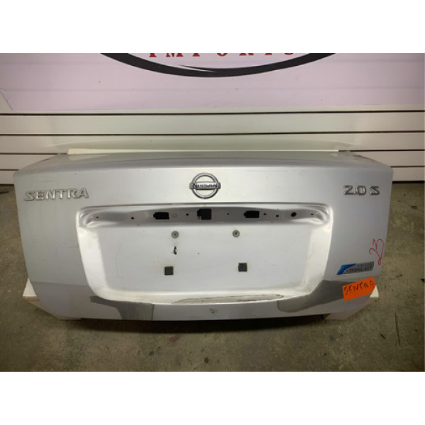 Tampa Porta Mala Nissan Sentra 2008 A 2012 - Prateado