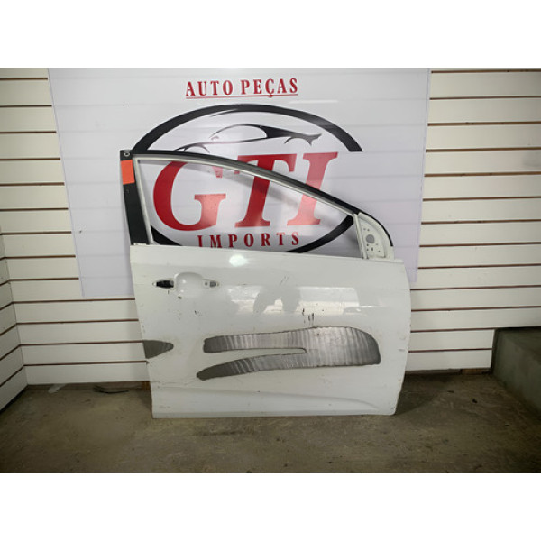 Porta Dianteira Direita Hyundai Hb20 13 14 15 16 17 18 19* - Dianteira - Direita - Branco