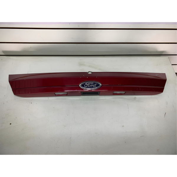 Aplique Tampa Traseira Ford New Fiesta Vermelho