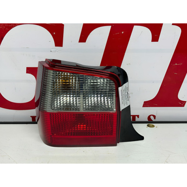 Lanterna Traseira Esquerda Fiat Uno Fume 2004/2011 Original Esquerdo Vermelho